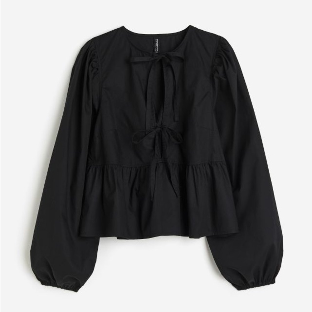 NWT G-anni Inspired | HM Tie Front Peplum Blouse